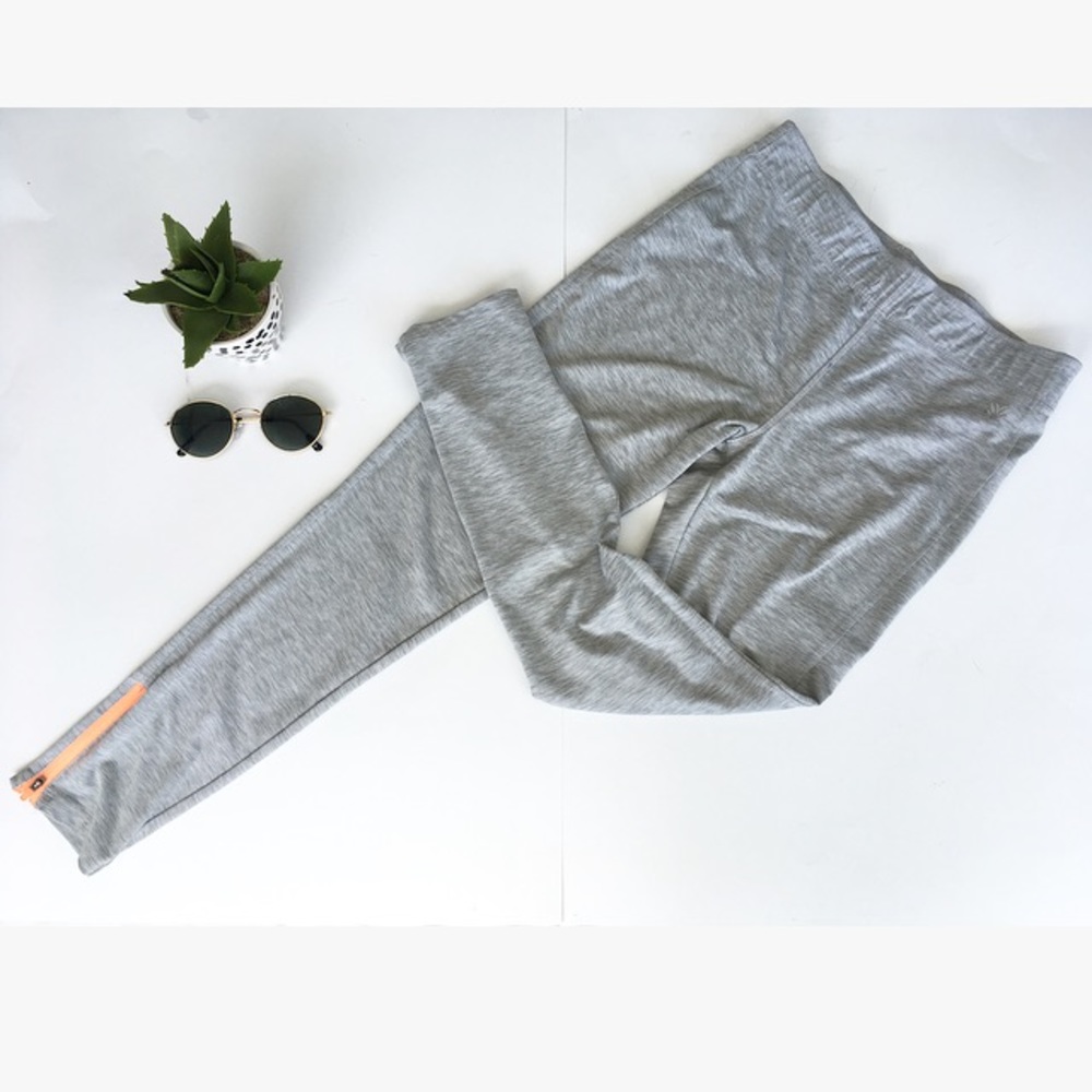 FOREVER 21 GREY & ORANGE KNIT WORKOUT LEGGINGS